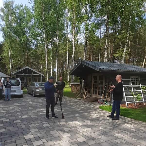 Guests house "PIE PUTNIEM"