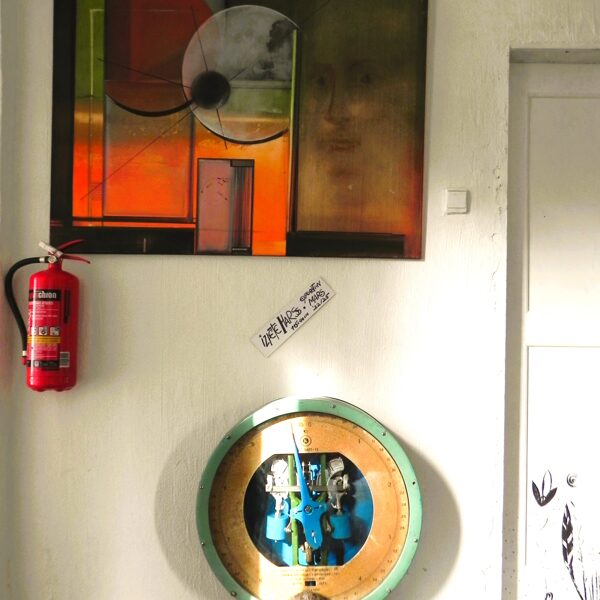 You can experience the OSCILLATIONS of the Planet MARS in ANNA'S ART SPACE!