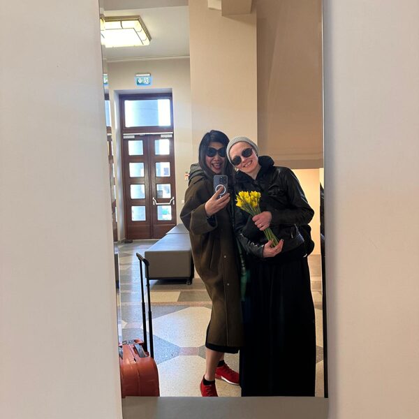 SPECIAL GUESTS IN ANNA'S ART SPACE!