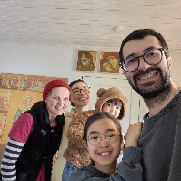 SPECIAL GUESTS IN ANNA'S ART SPACE!