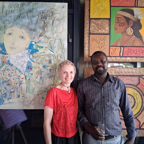 Together with the Haitian artist CLIFFORD ANASTAL, on our paintings!