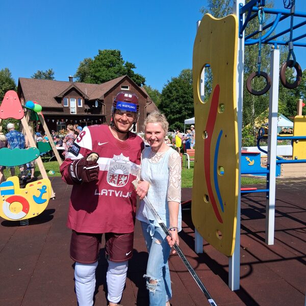 With Latvian Hockey guard RALFS FREIBERGS - SUPPORT HOUSE OF HOPE!