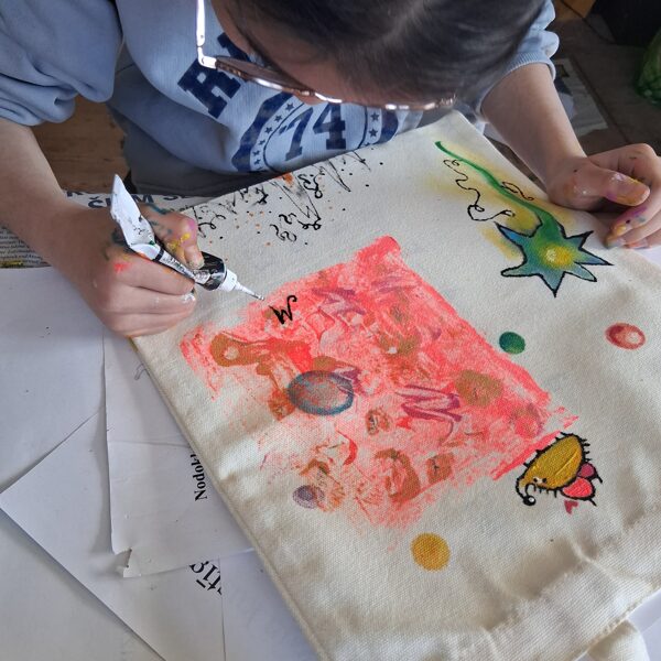 02.05.26. How to compose a signature! Each Bag in a different place and style.
