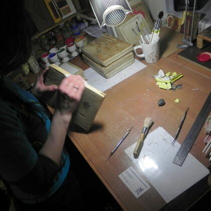 I prepared the old wooden boards fot the Icons