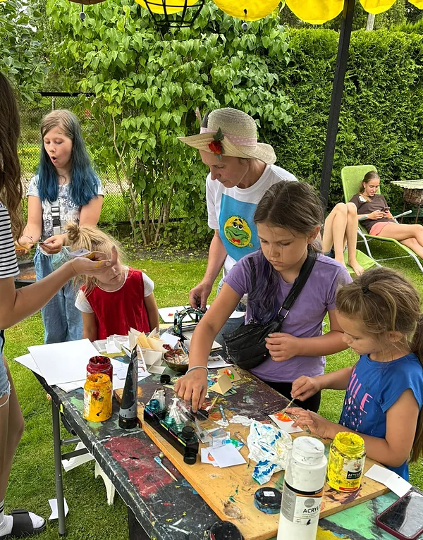 VASARAS PASĀKUMI ANNAS MĀKSLAS TELPĀ!