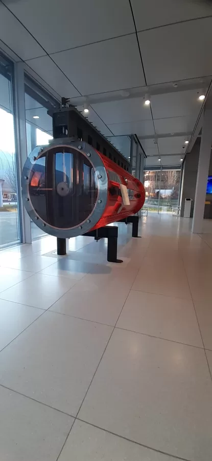 Looks like submarine!