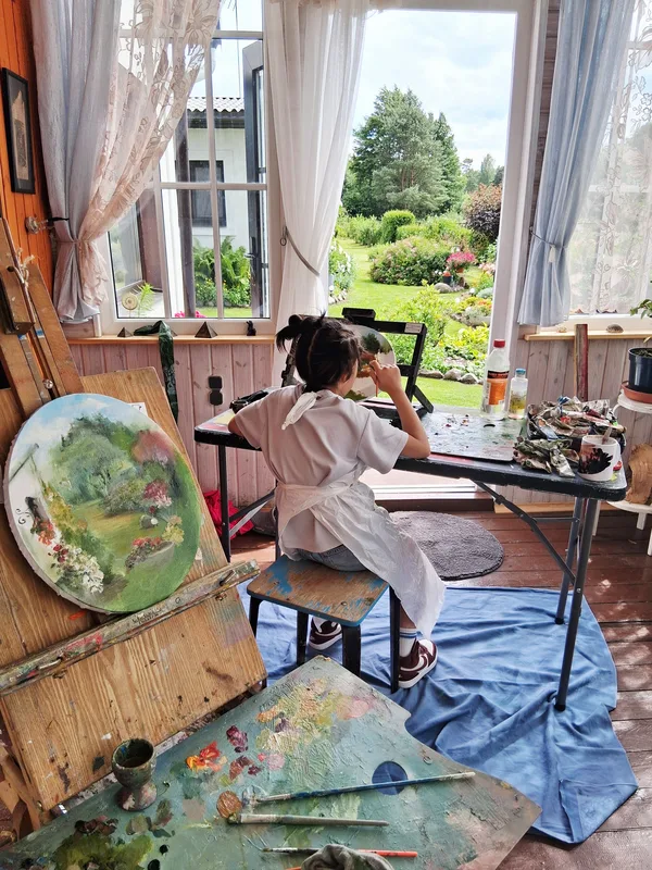 07.07.26. We are painting inside, because it is cold outside:)