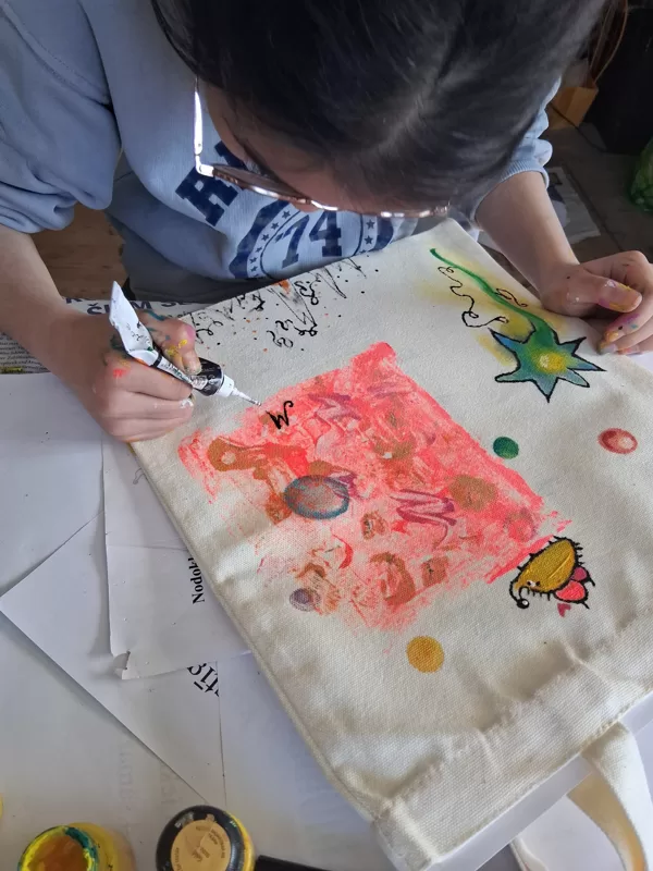 02.05.26. How to compose a signature! Each Bag in a different place and style.