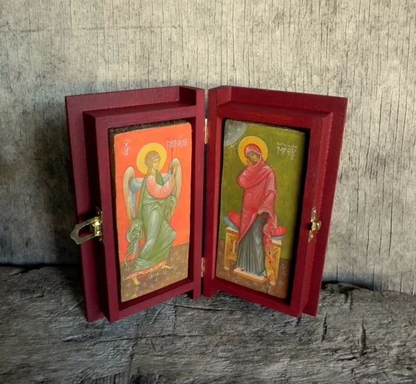 Annunciation. 17x8,9x5cm. 2021