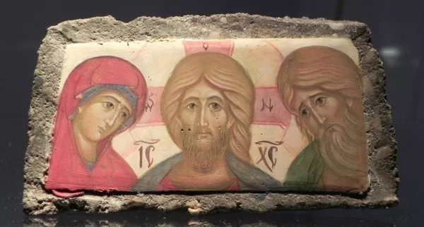 Deisus. Stone, levkas, egg tempera. 2015