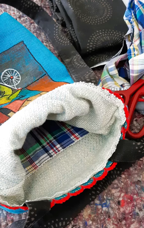 Lining with inside pocket