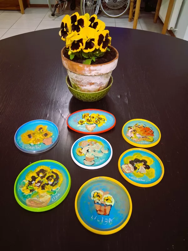 24.04.2026. We painted pansies.